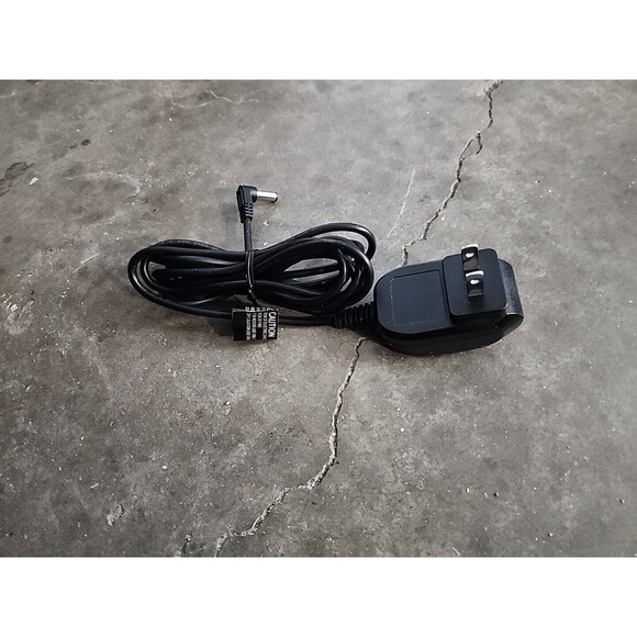 Conair Class 2 Power Supply Model YLJXA-T030150 3V DC 1500mA - Picture 6 of 8